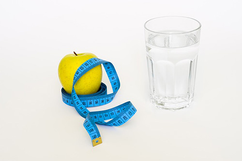 there are health benefits to drinking water for Weight Loss